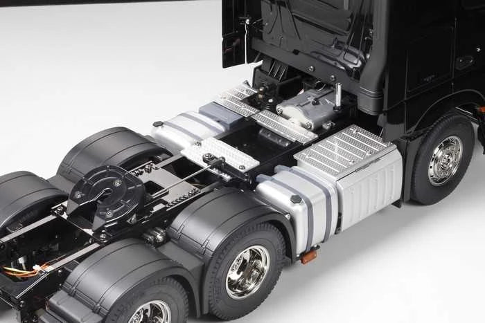 Mercedes (Se video) Actros 3363 GigaSpace