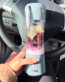 Kraftfuld Mini Blender med Stålknive – Bærbar, Genopladelig &amp; Perfekt til Smoothies