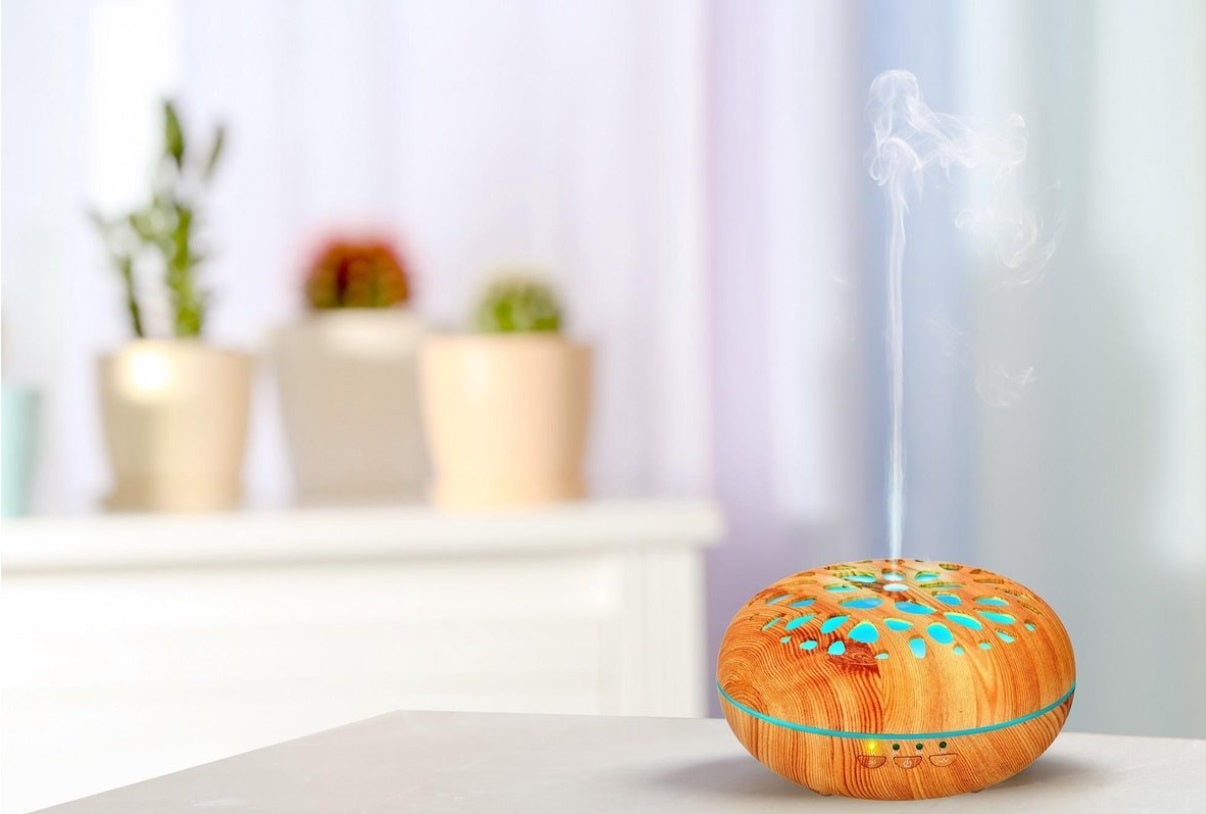 Grundig Aroma Diffuser im Holzdesign - (mit Licht und Timerfunktion)